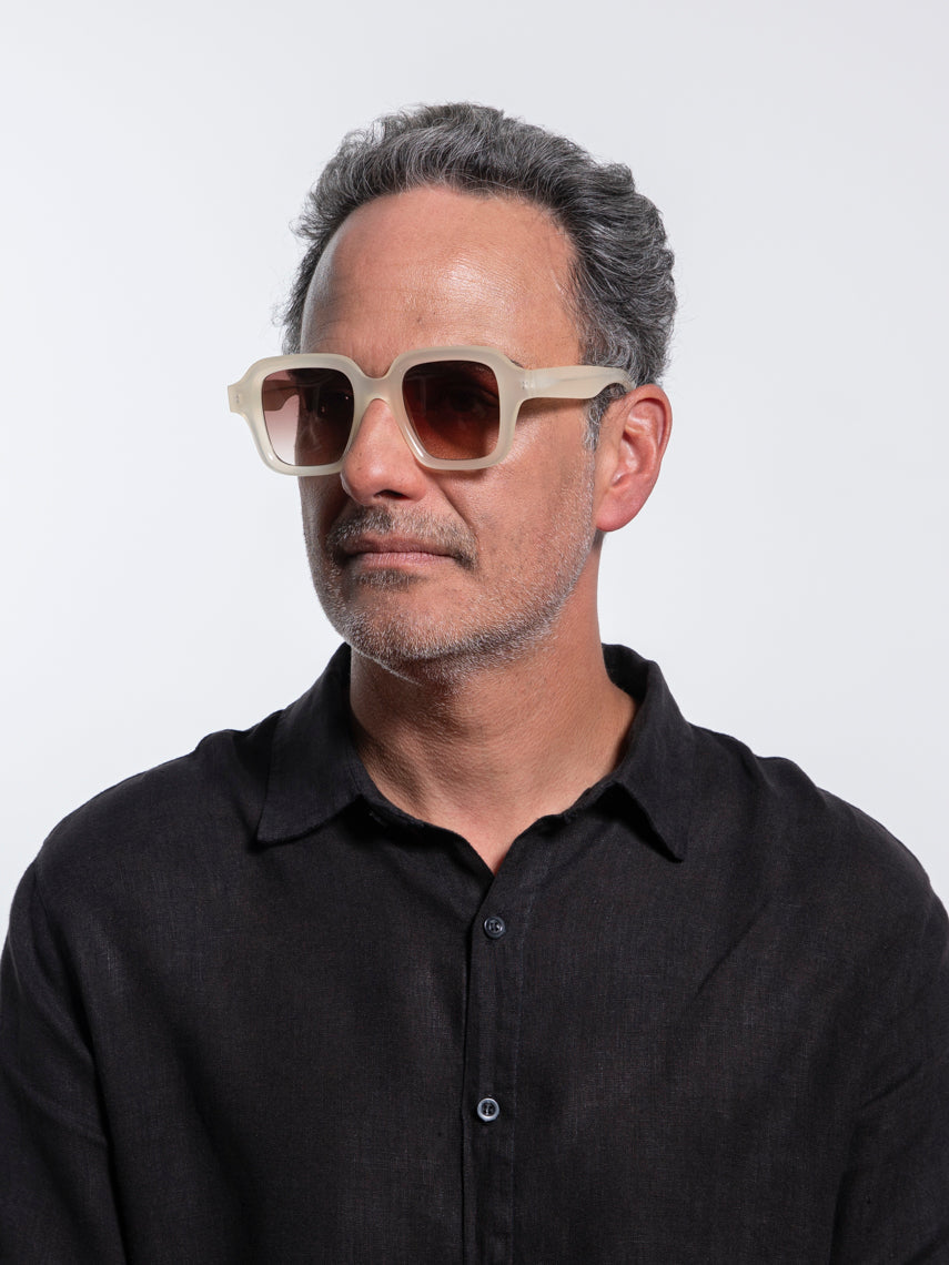 sun-gal-x-seda-gradient