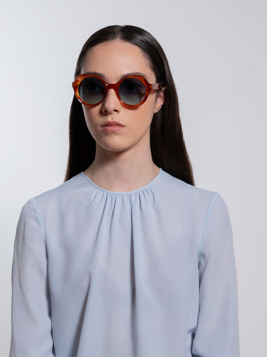 sun-carlota-caramel-blue-sky