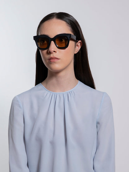 sun-lisa-natural-black-vintage