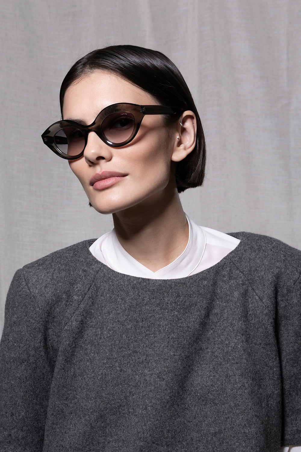 sun-nina-petit-garoa-grey