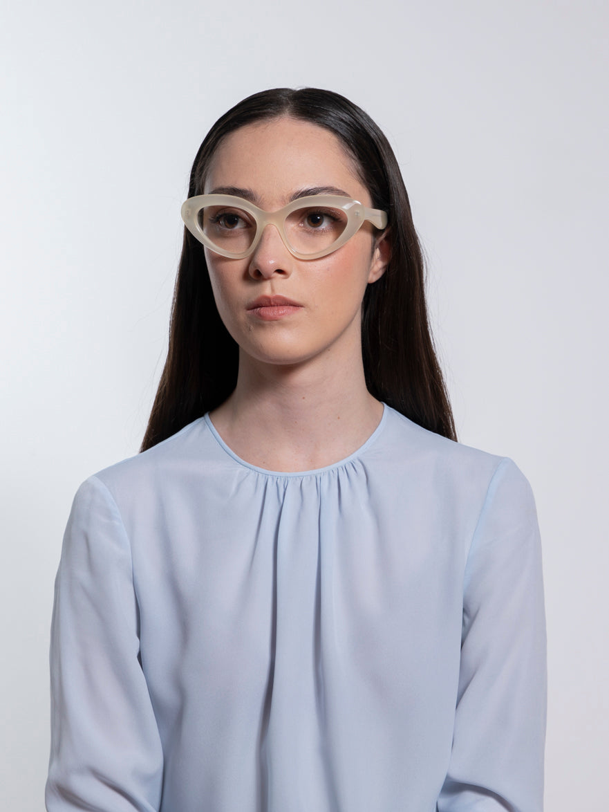 optical-penelope-seda