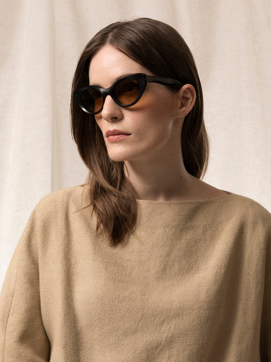 sun-coco-natural-black-vintage