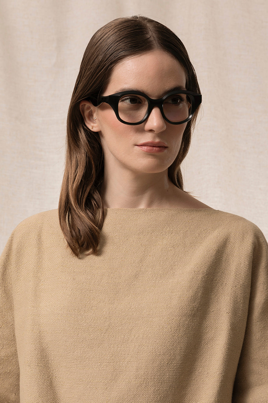 optical-bia-natural-black