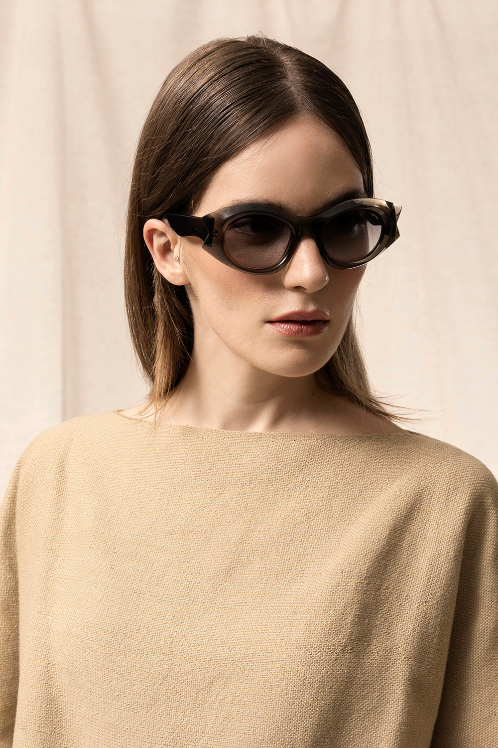 sun-stephanie-garoa-grey