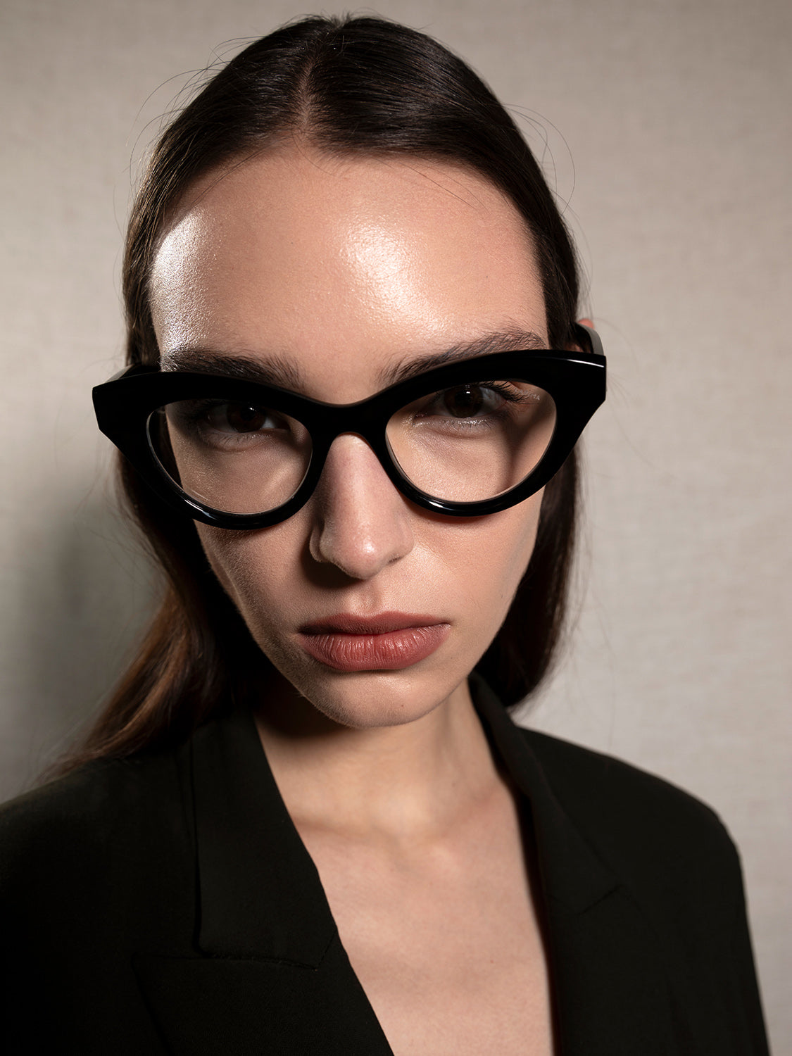 optical-valentina-black